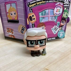 Disney Doorables Series 7 Carl